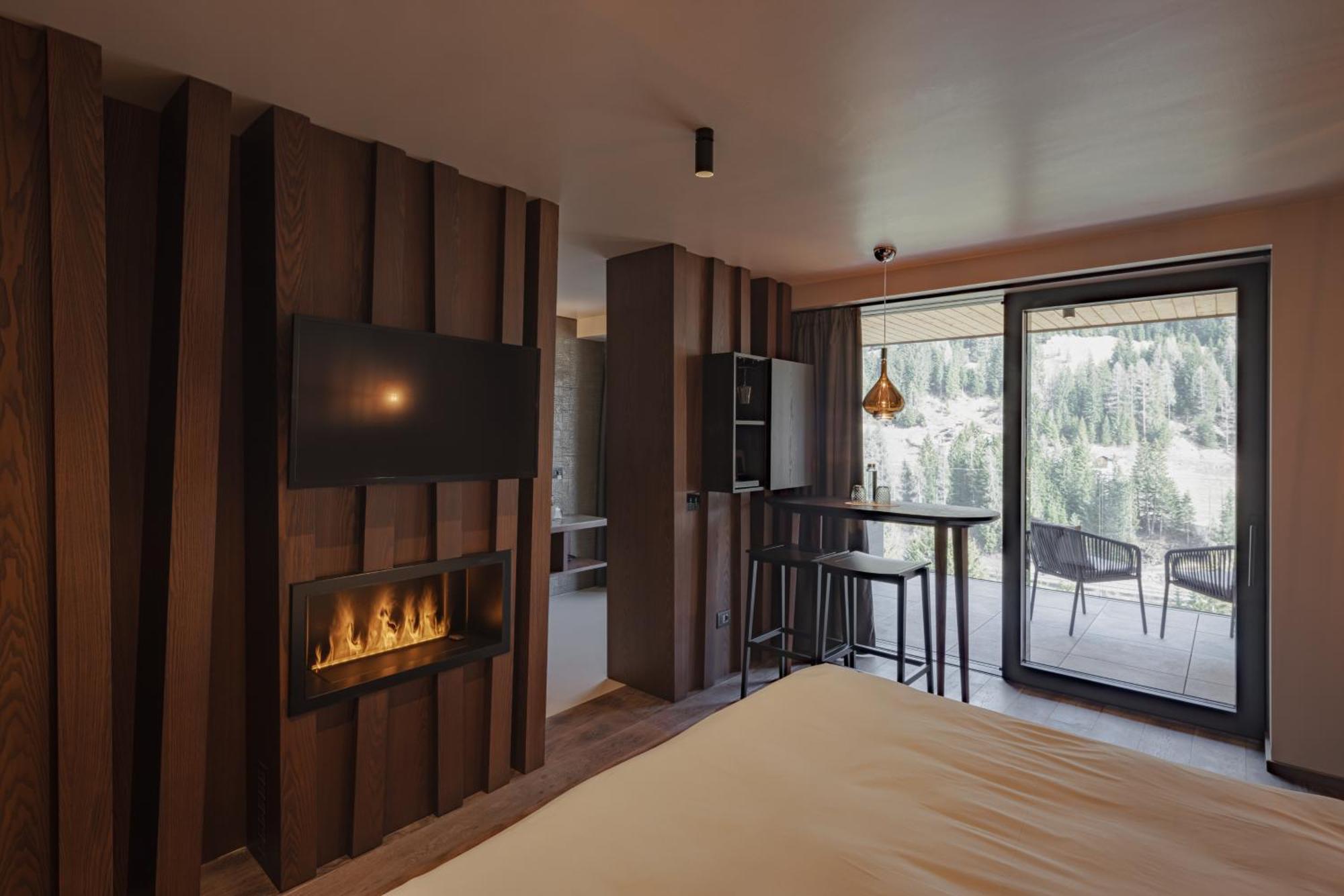 Latemar - Hotel Suites Spa โซรากา ภายนอก รูปภาพ