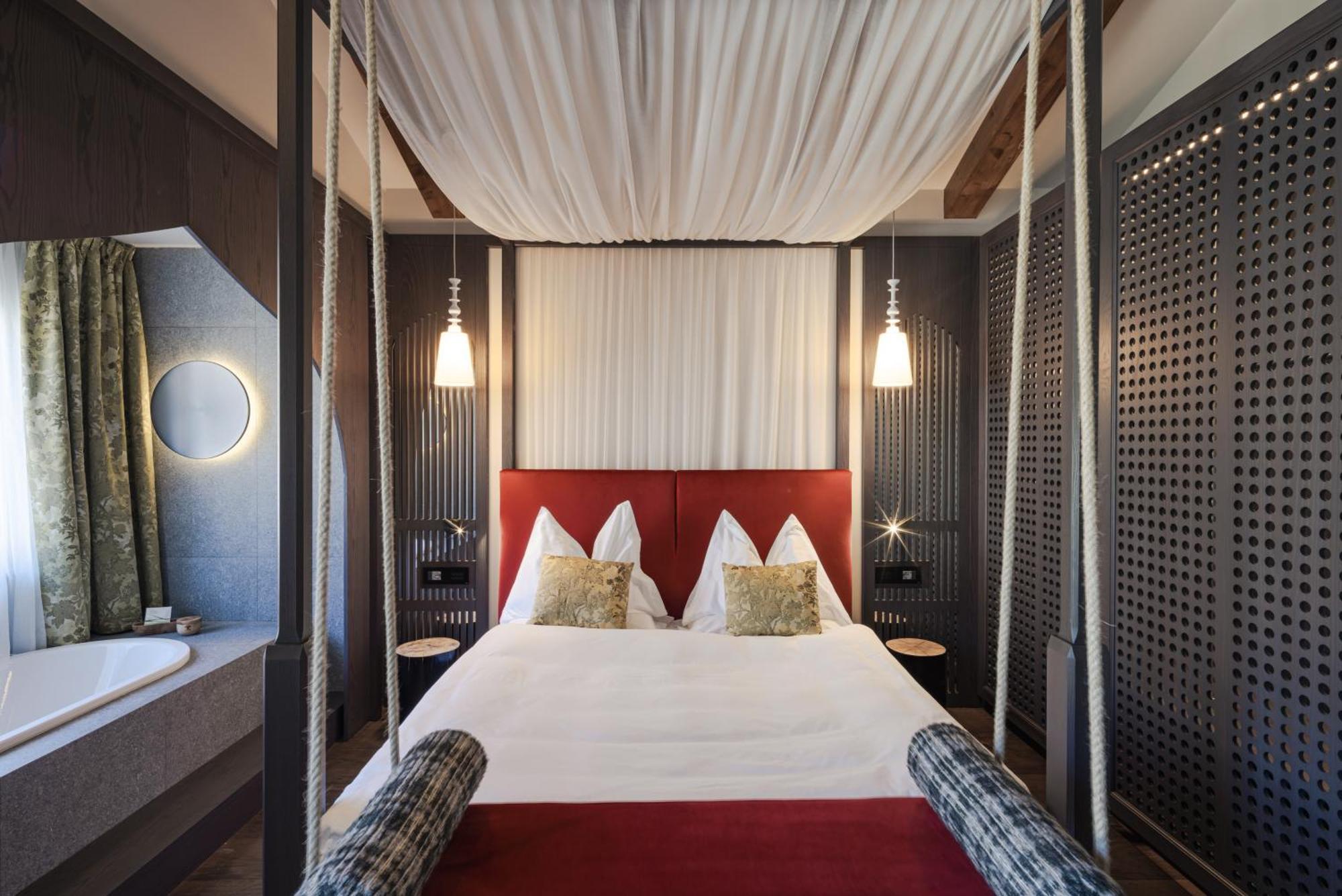 Latemar - Hotel Suites Spa โซรากา ภายนอก รูปภาพ